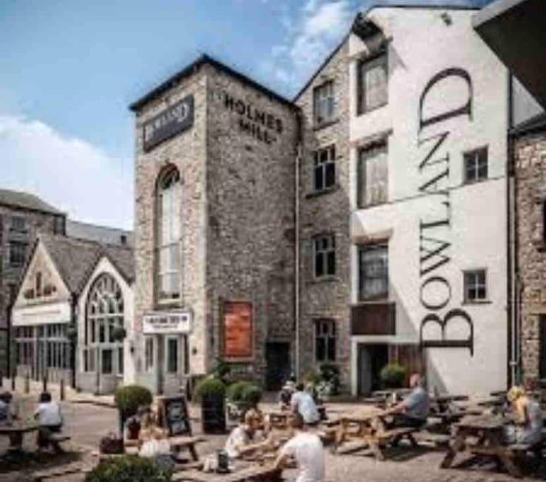 Clitheroe Town Centre Modern 2 Bed Apartment Exterior photo